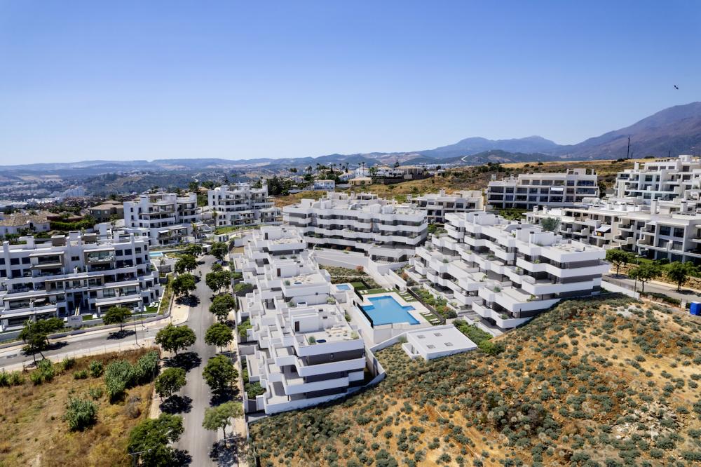 2 Bed, 2 Bath, ApartmentFor Sale, Estepona, Malaga
