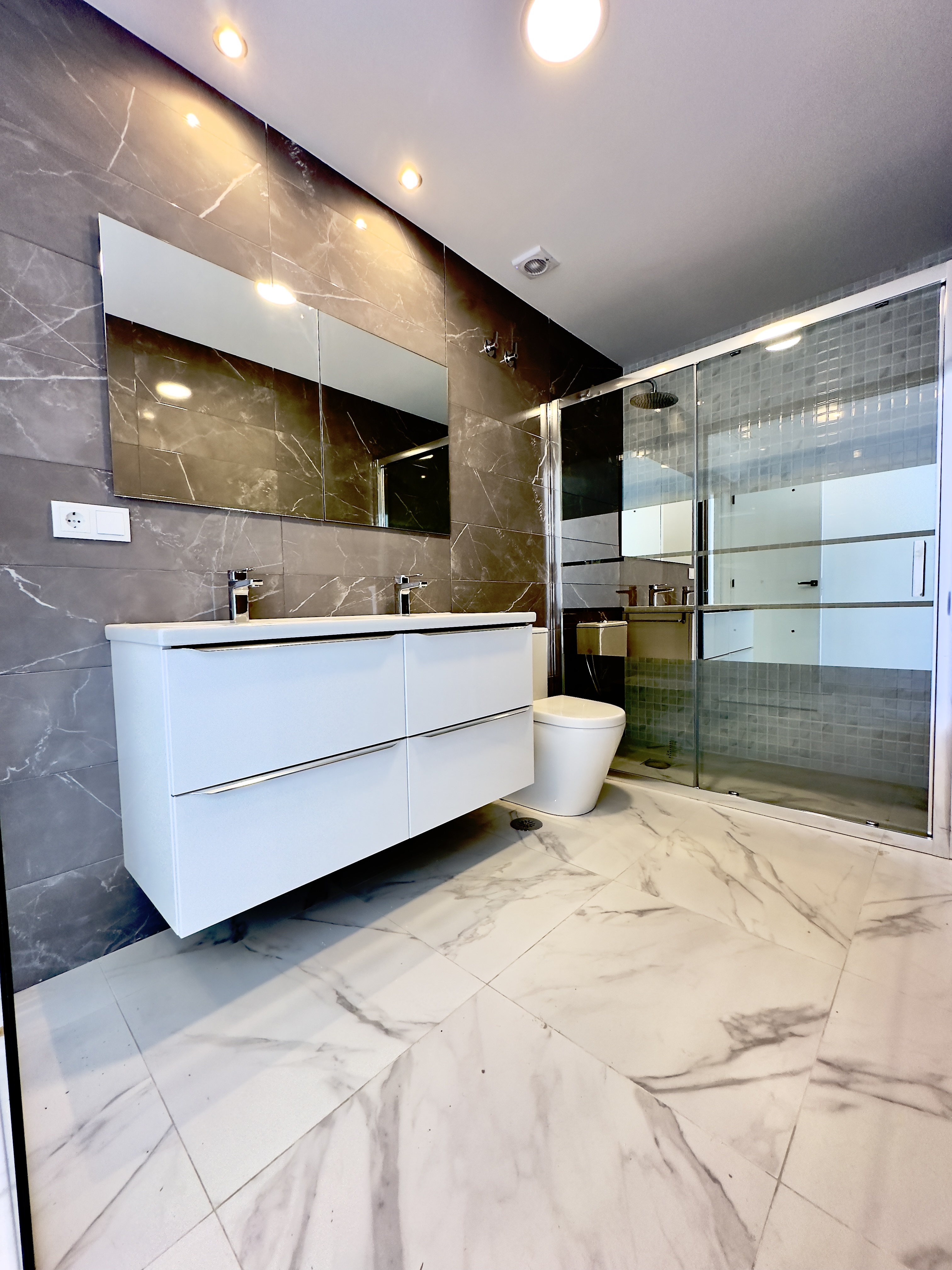 4 Bed, 4 Bath, ApartmentFor Sale, Ciudad Quesada, Alicante