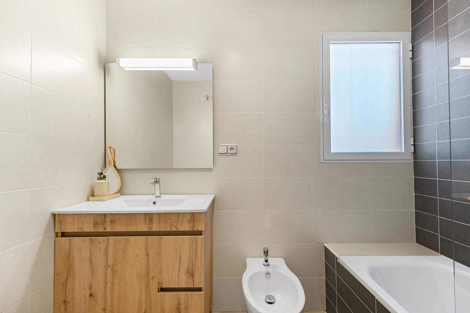 2 Bed, 2 Bath, ApartmentFor Sale, Orihuela Costa, Alicante