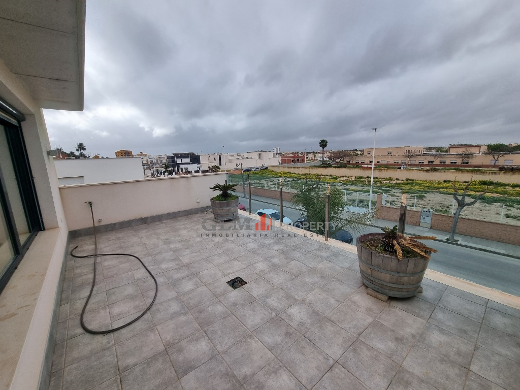 3 Bed, 2 Bath, ApartmentFor Sale, Los Alcazares, Murcia