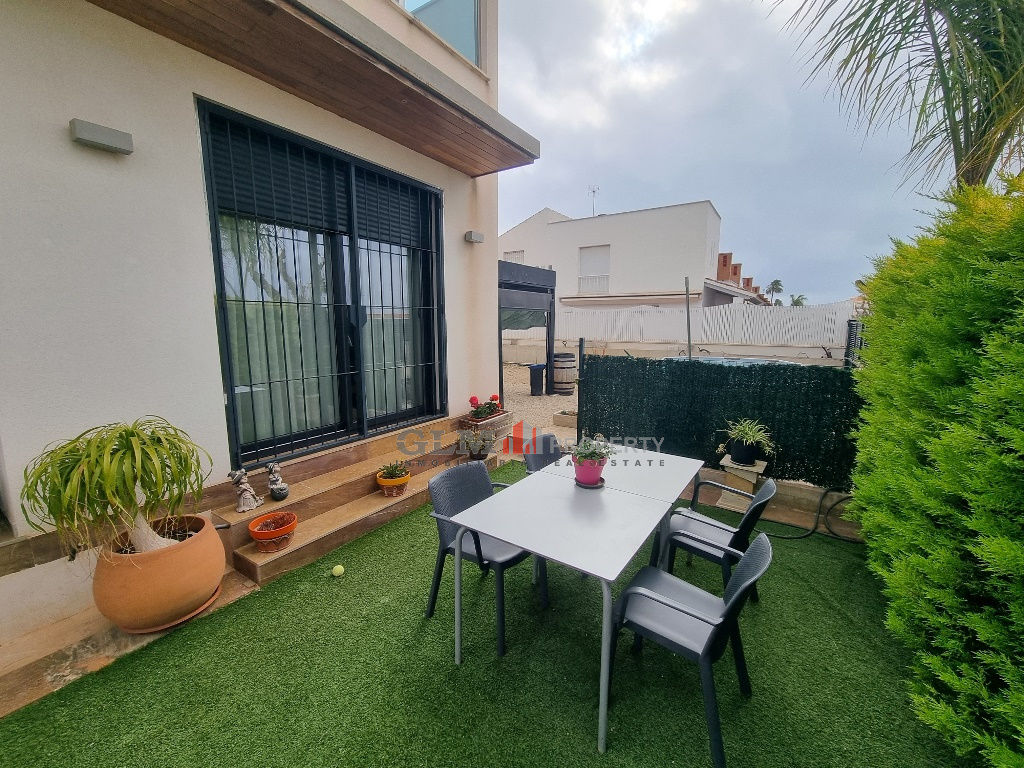 3 Bed, 2 Bath, ApartmentFor Sale, Los Alcazares, Murcia