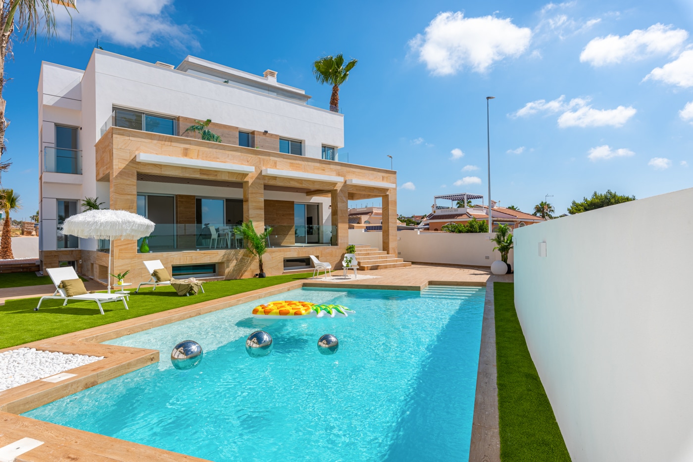 4 Bed, 3 Bath, HouseFor Sale, Ciudad Quesada, Alicante