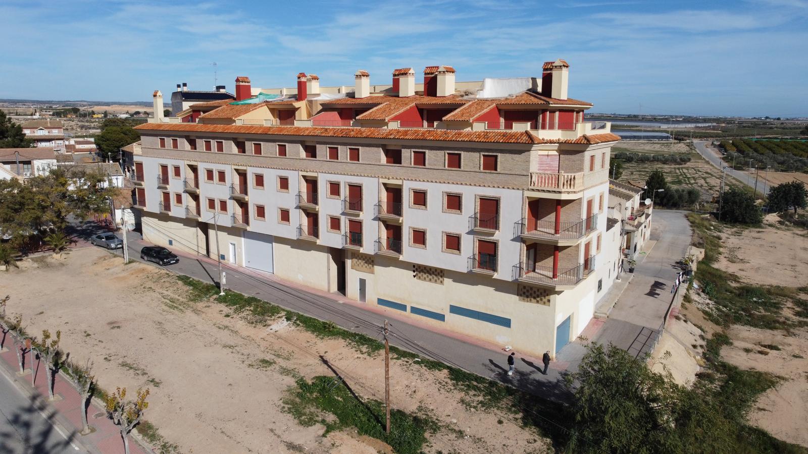 2 Bed, 1 Bath, ApartmentFor Sale, Avileses, Murcia