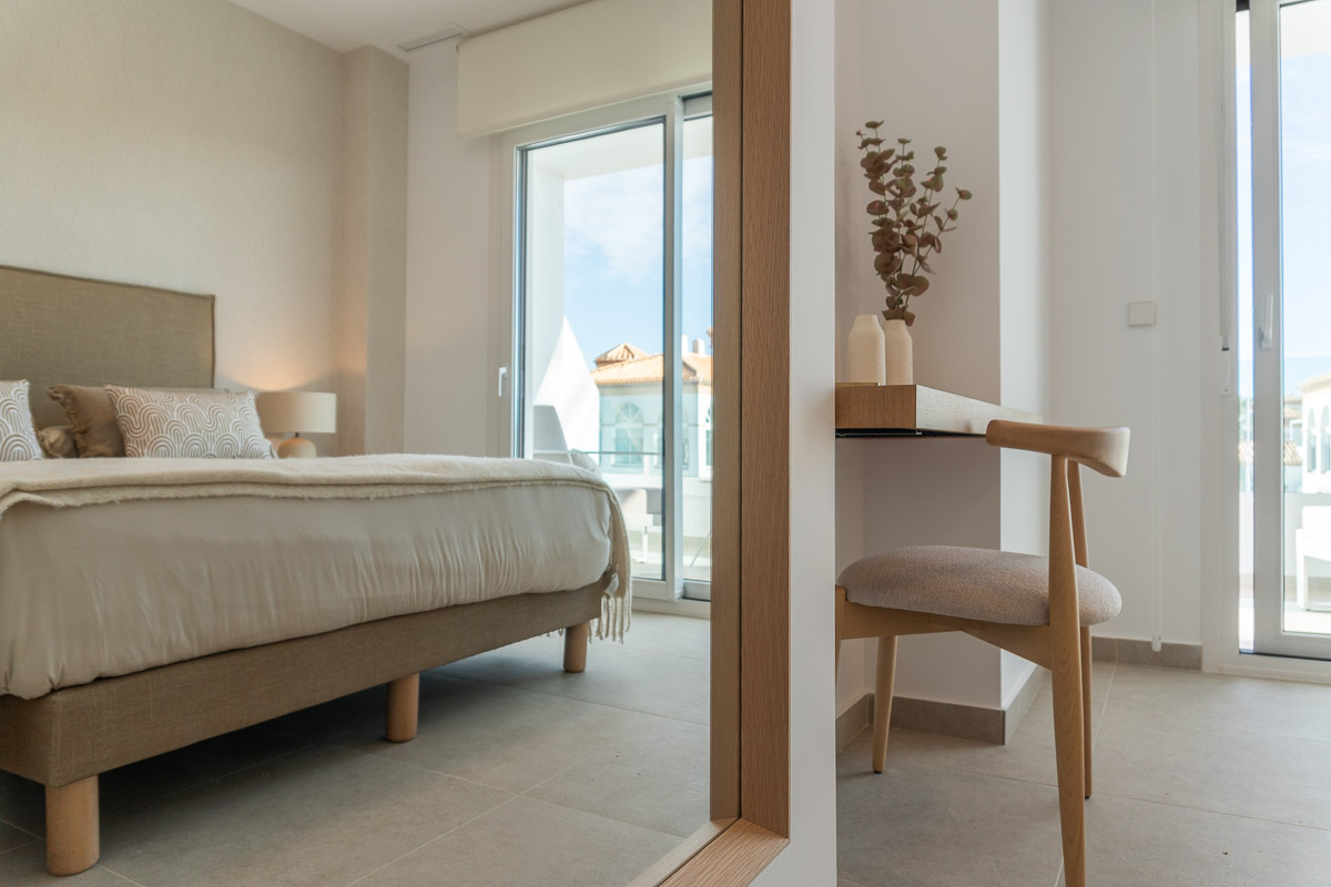 4 Bed, 2 Bath, ApartmentFor Sale, Playa Flamenca, Alicante