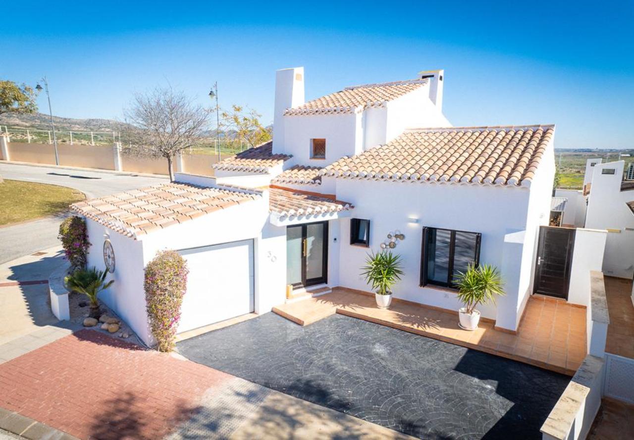 3 Bed, 2 Bath, HouseFor Sale, El Valle Golf Resort, Murcia