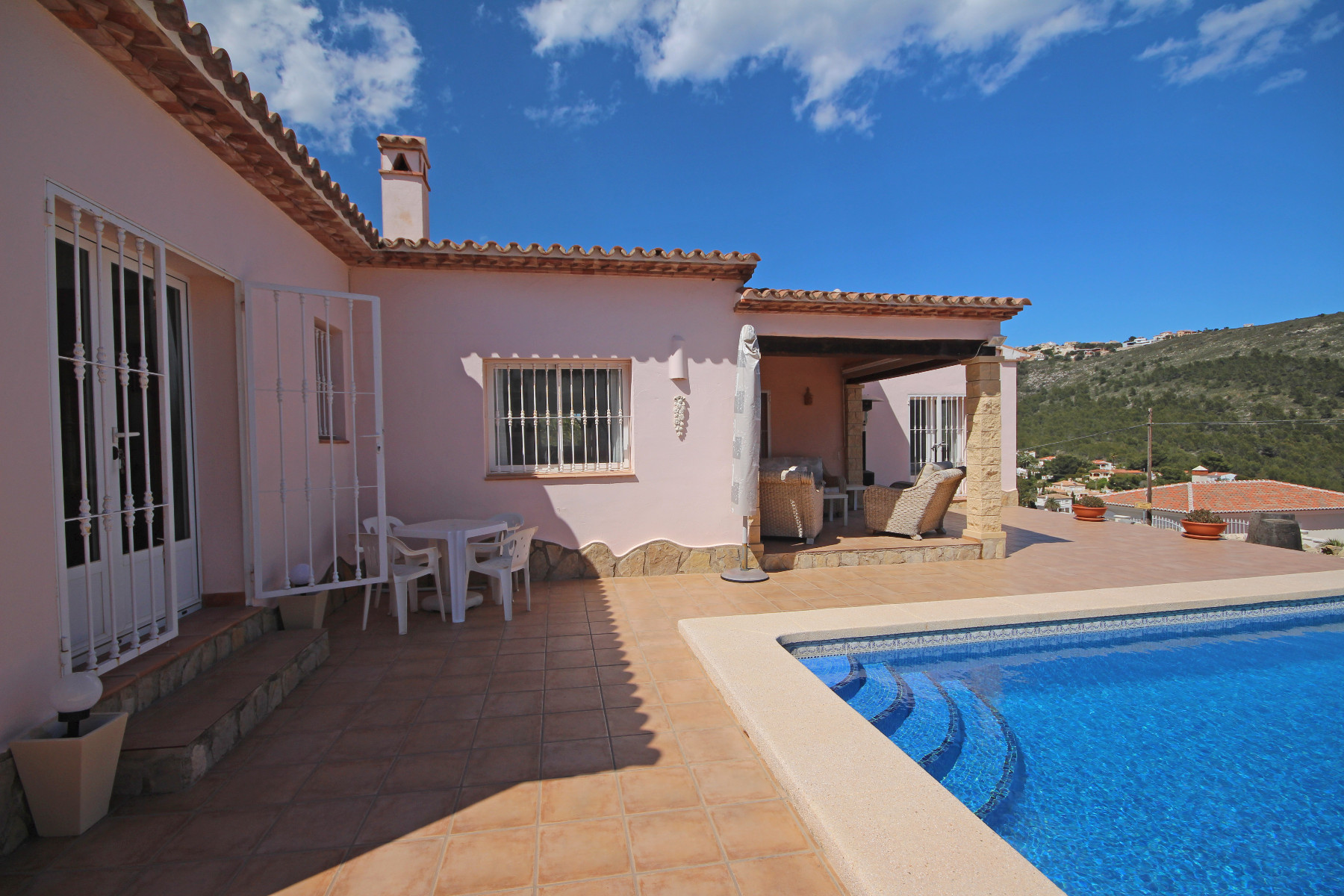 4 Bed, 3 Bath, HouseFor Sale, Moraira, Alicante