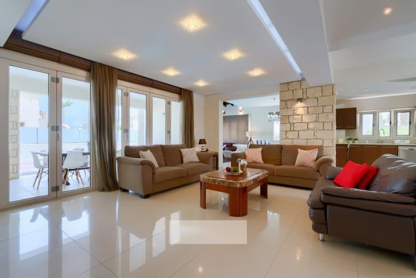 6 Bed, 5 Bath, HouseFor Sale, Universal, Paphos