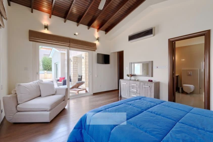 6 Bed, 5 Bath, HouseFor Sale, Universal, Paphos