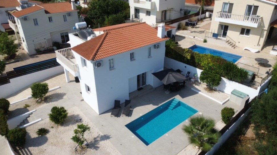 3 Bed, 2 Bath, HouseFor Sale, Tala, Paphos