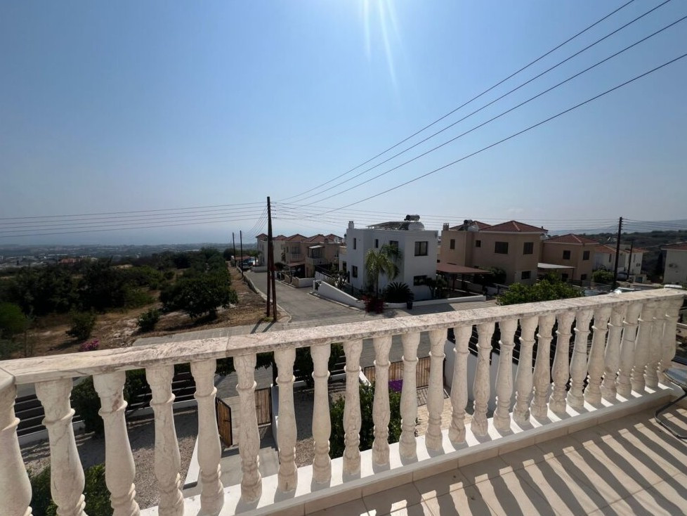 3 Bed, 2 Bath, HouseFor Sale, Tala, Paphos