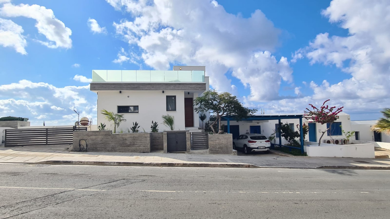 3 Bed, 2 Bath, HouseFor Sale, Chlorakas, Paphos