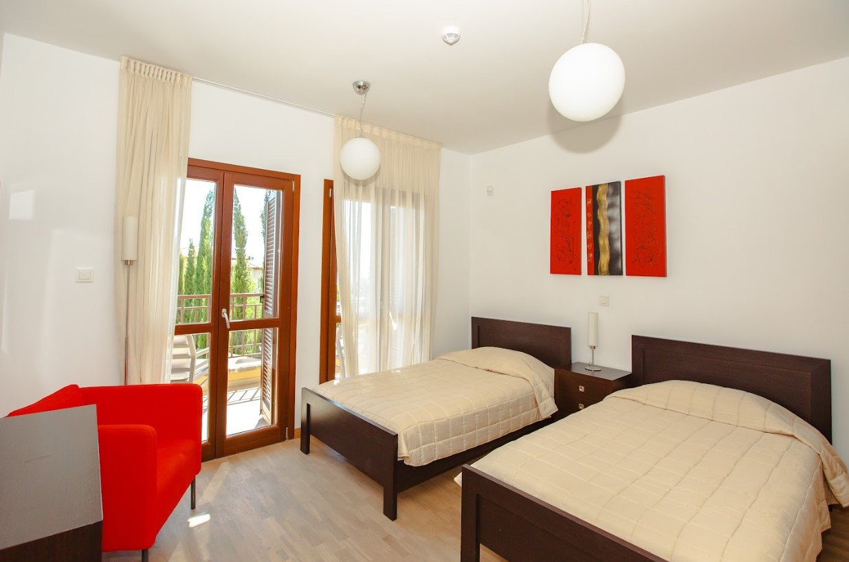 3 Bed, 2 Bath, HouseFor Sale, Aphrodite Hills, Paphos