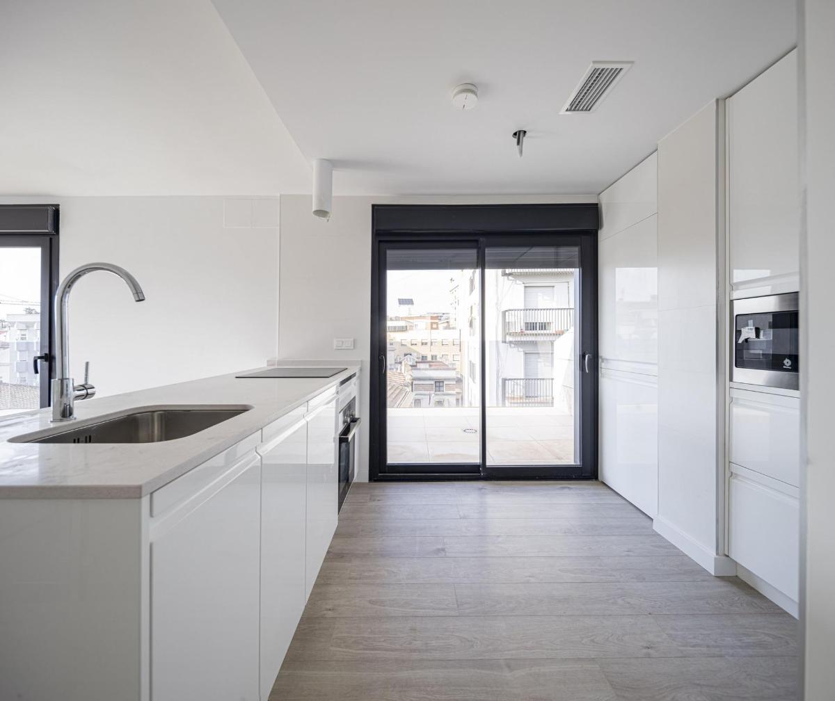 4 Bed, 2 Bath, ApartmentFor Sale, Murcia, Costa Calida