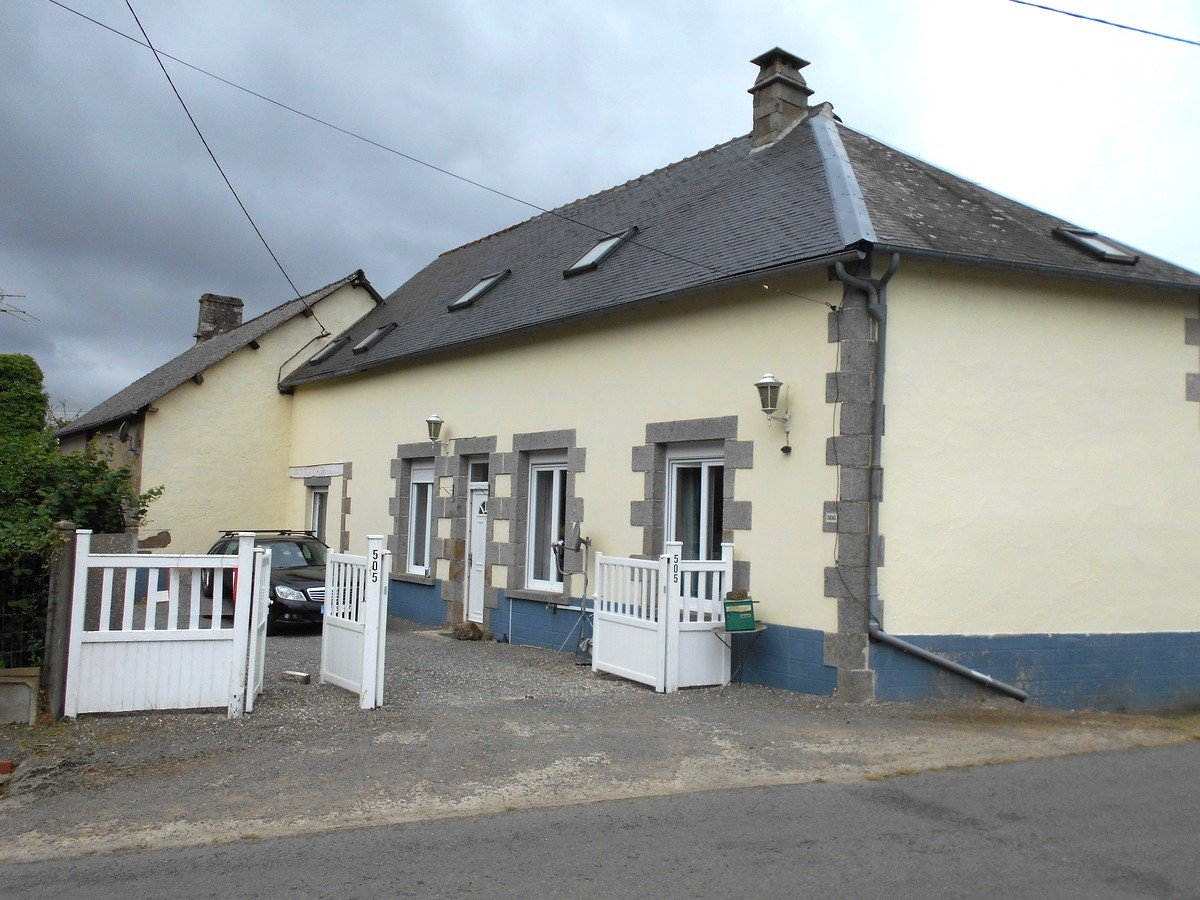 3 Bed, 2 Bath, HouseFor Sale, Lignieres Orgeres, Pays-de-la-Loire, 53140