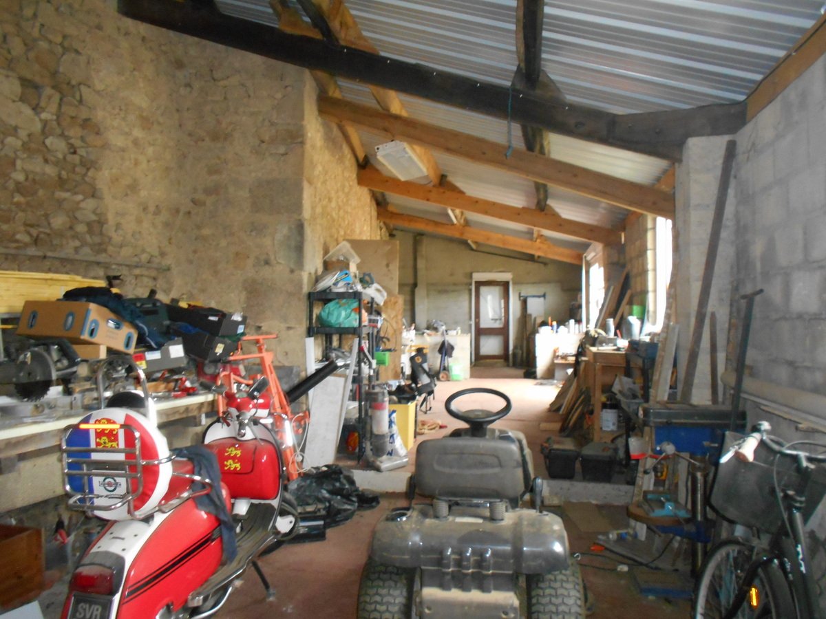 3 Bed, 2 Bath, HouseFor Sale, Lignieres Orgeres, Pays-de-la-Loire, 53140