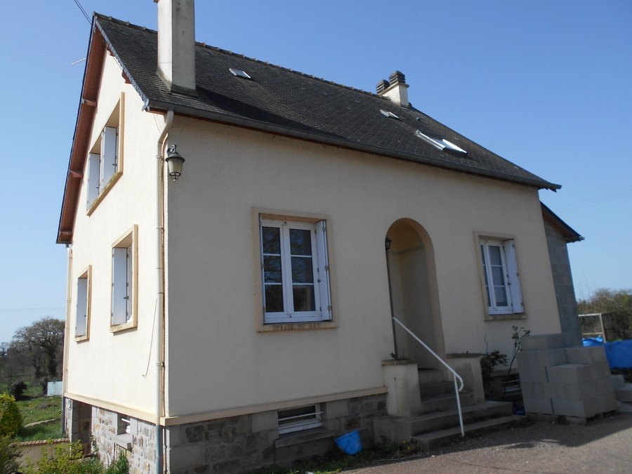 3 Bed, 1.5 Bath, HouseFor Sale, Neuilly-le-Vendin, Pays-de-la-Loire, 53250