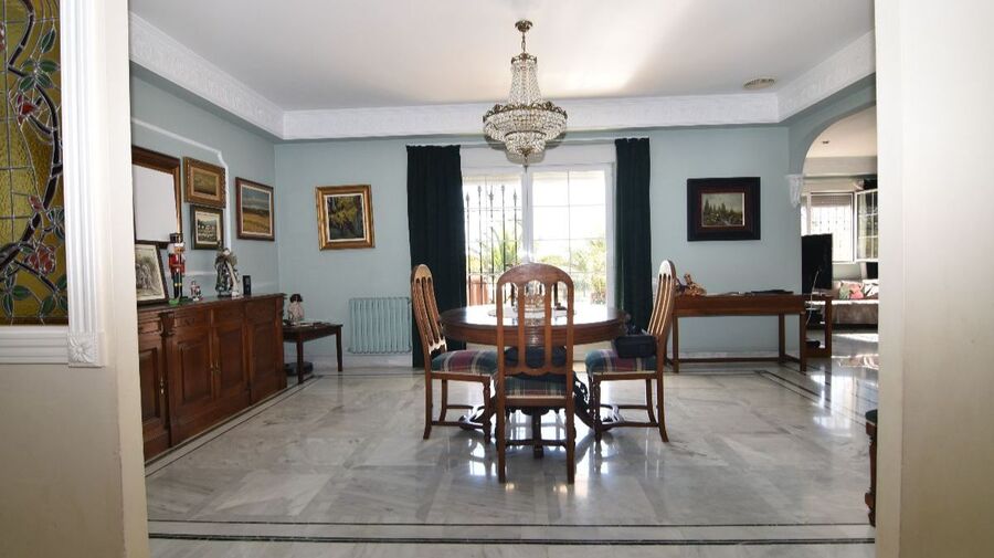 7 Bed, 4 Bath, HouseFor Sale, Elche, Alicante