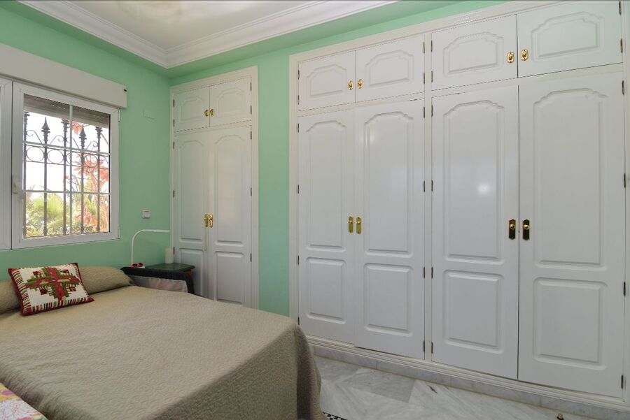 7 Bed, 4 Bath, HouseFor Sale, Elche, Alicante