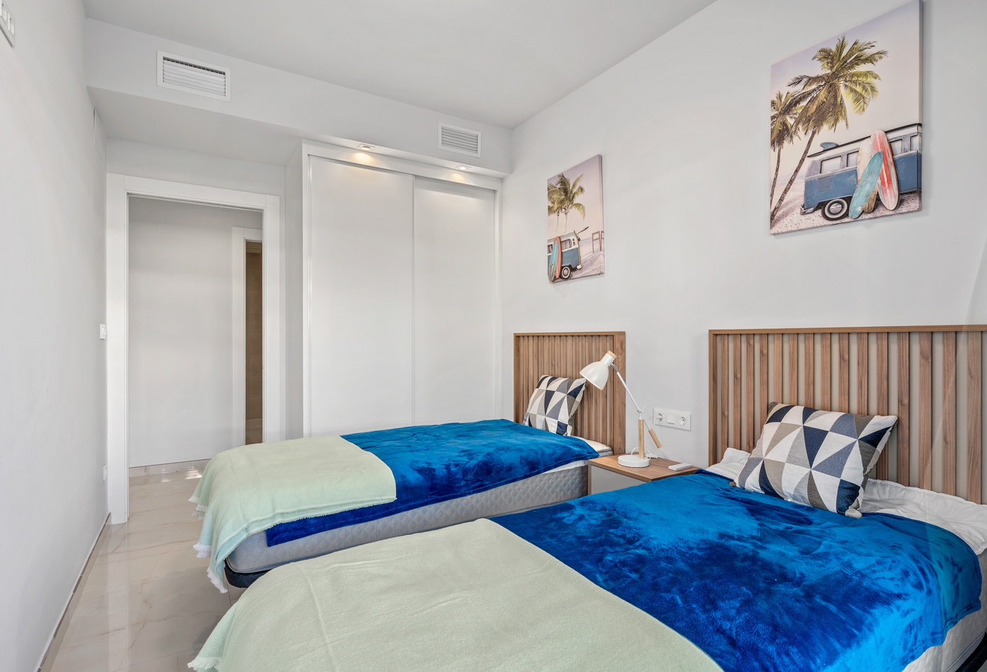 3 Bed, 2 Bath, ApartmentFor Sale, Orihuela Costa, Alicante