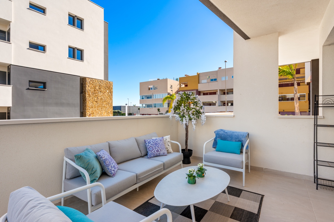 3 Bed, 2 Bath, ApartmentFor Sale, Orihuela Costa, Alicante