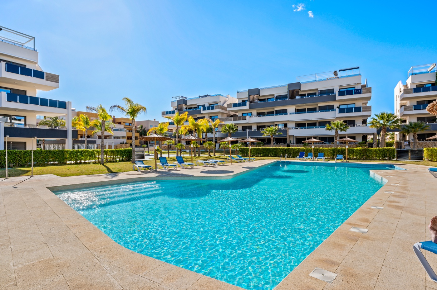 3 Bed, 2 Bath, ApartmentFor Sale, Orihuela Costa, Alicante