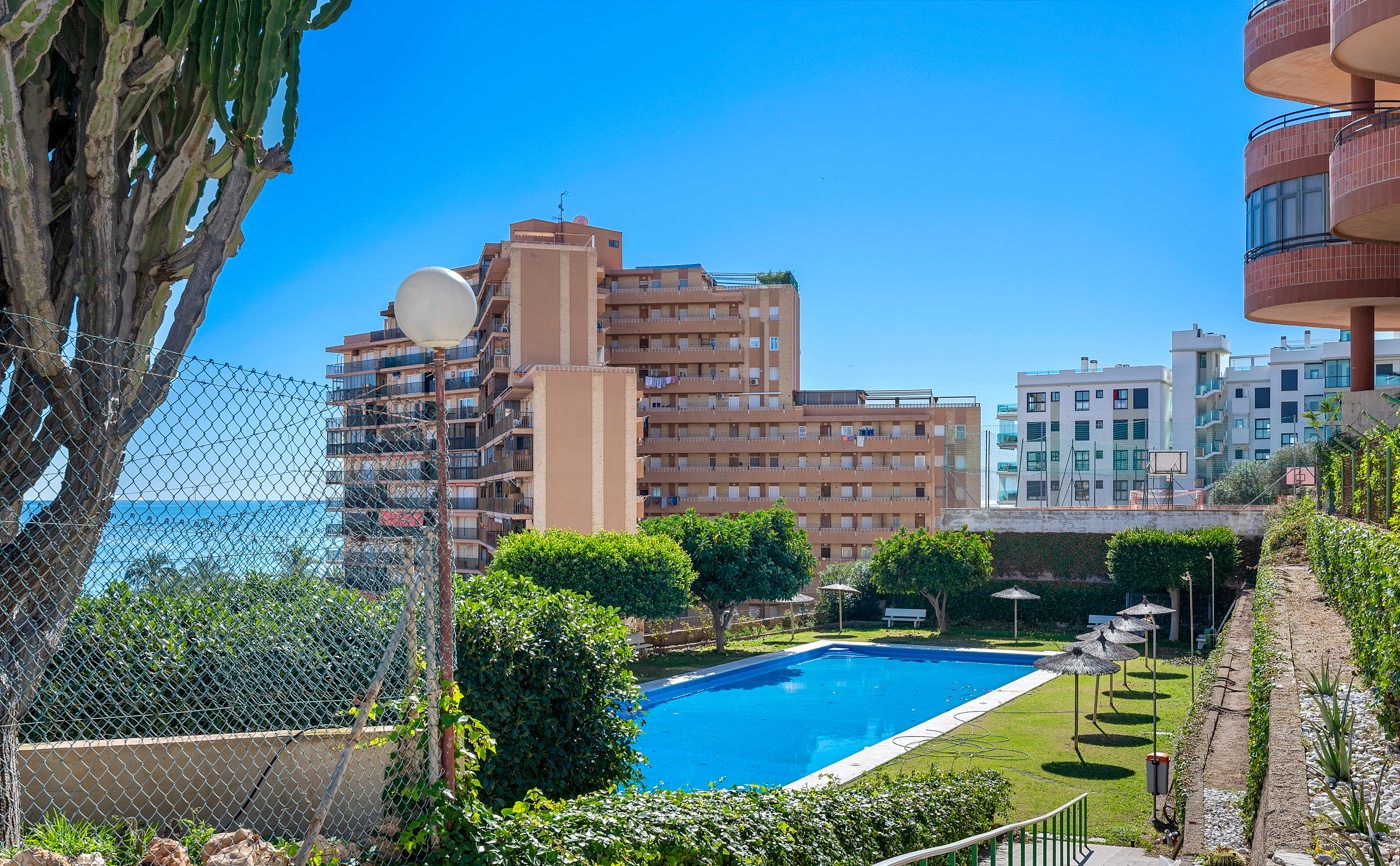 3 Bed, 1 Bath, ApartmentFor Sale, Arenales del Sol, Alicante
