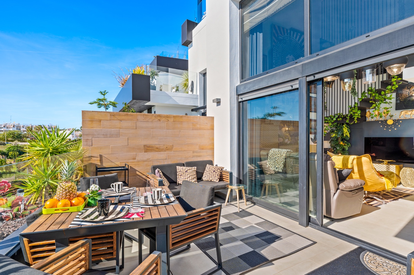 3 Bed, 2 Bath, ApartmentFor Sale, Villamartin, Alicante