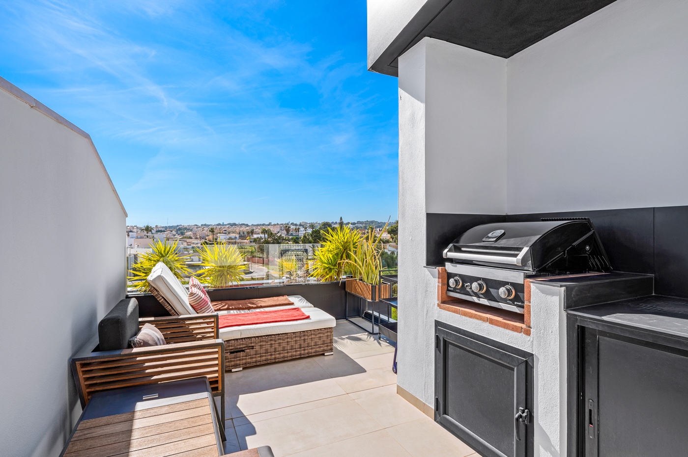 3 Bed, 2 Bath, ApartmentFor Sale, Villamartin, Alicante