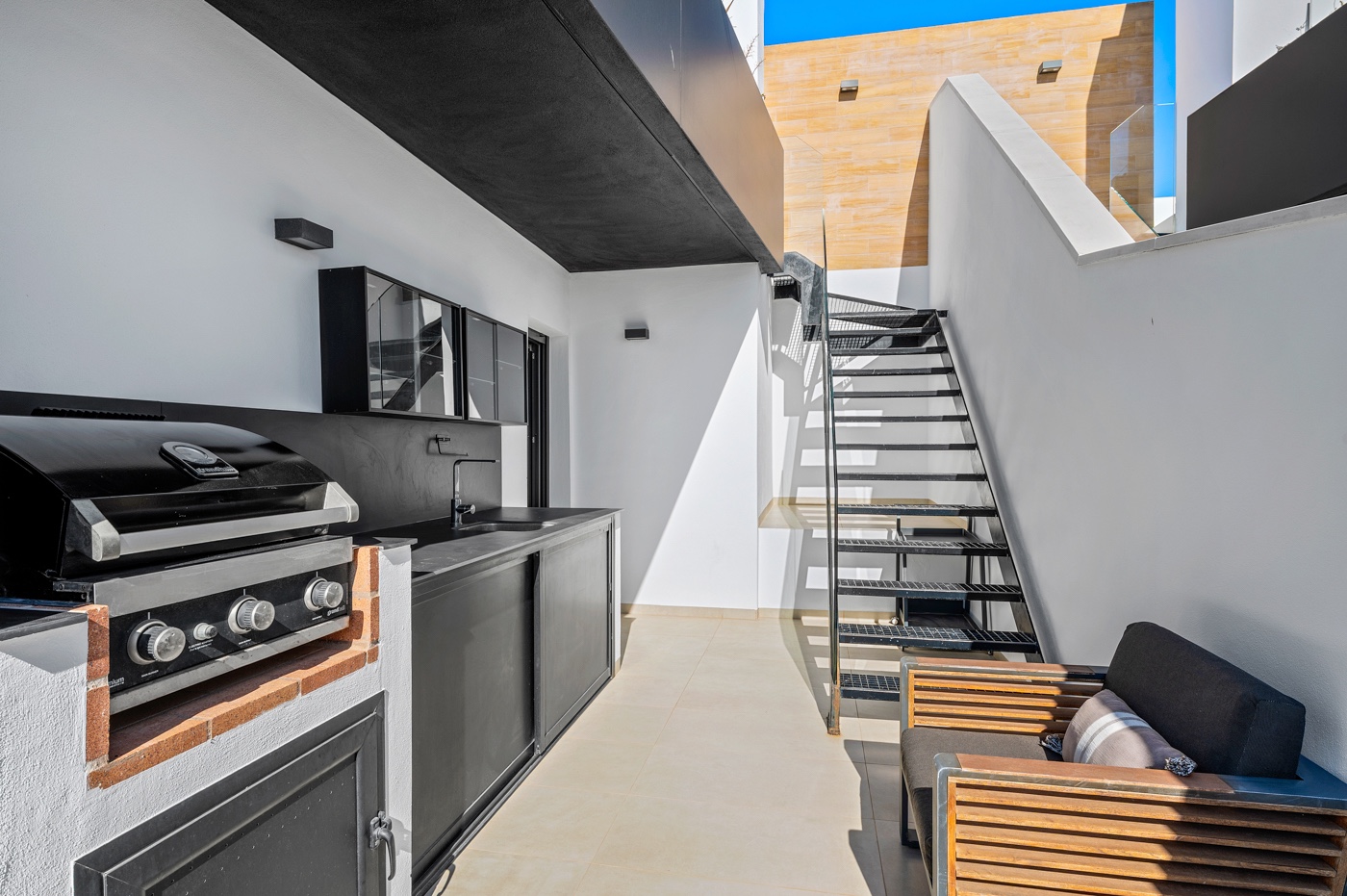 3 Bed, 2 Bath, ApartmentFor Sale, Villamartin, Alicante