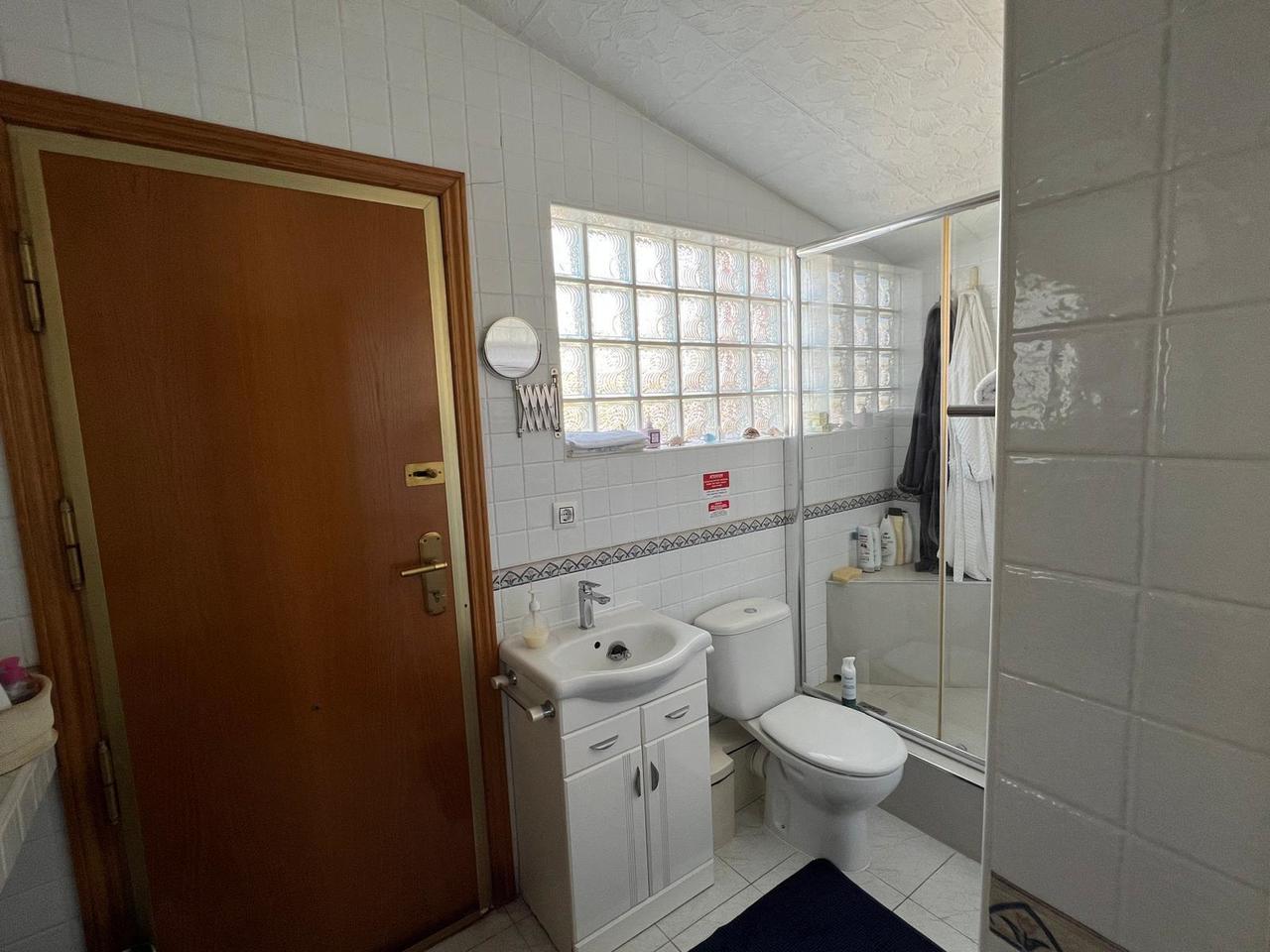 3 Bed, 2 Bath, HouseFor Sale, Cabo Roig, Alicante