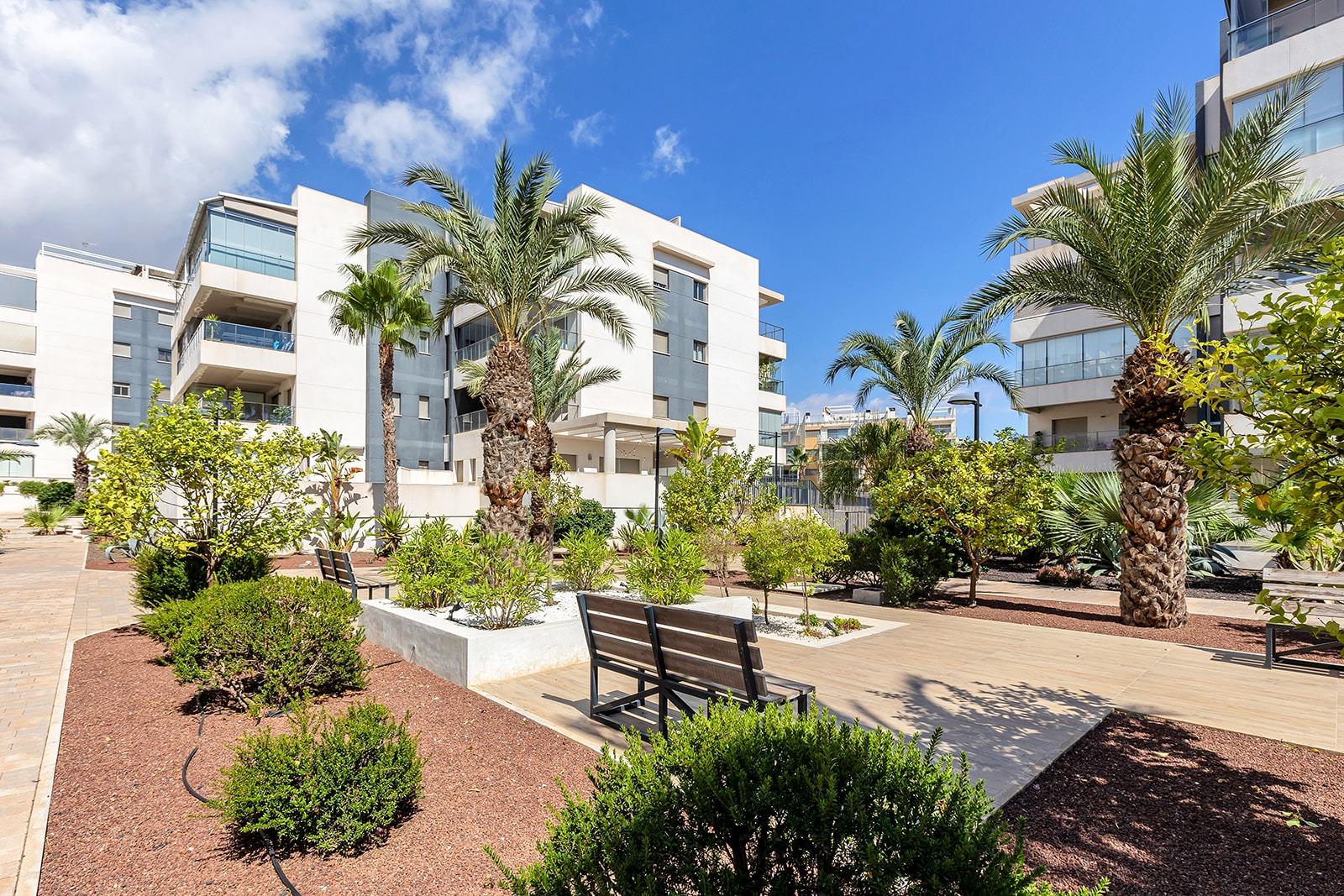 3 Bed, 2 Bath, ApartmentFor Sale, Orihuela Costa, Alicante