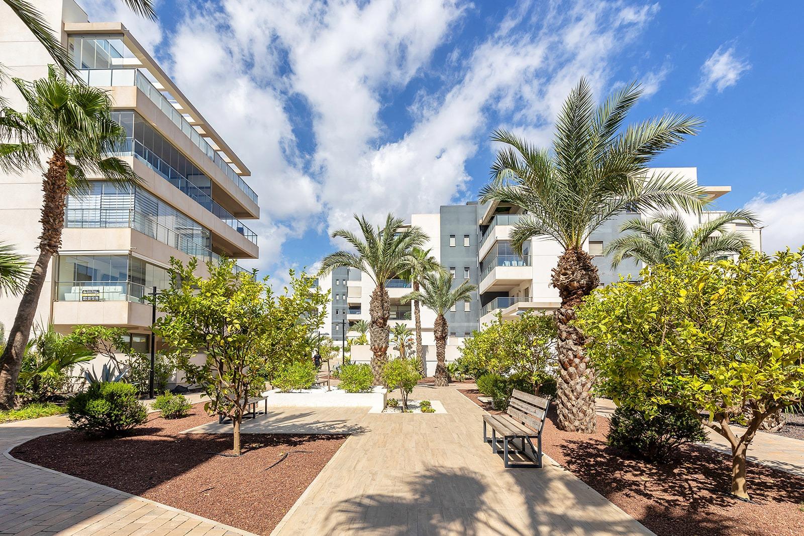 3 Bed, 2 Bath, ApartmentFor Sale, Orihuela Costa, Alicante