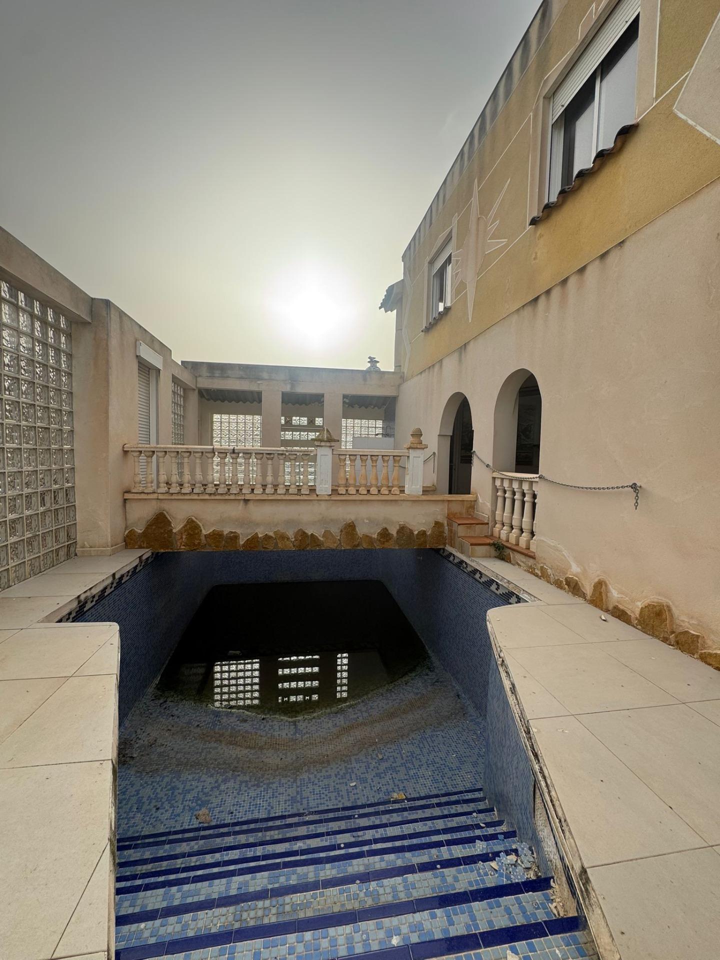 5 Bed, 3 Bath, HouseFor Sale, Orihuela, Alicante