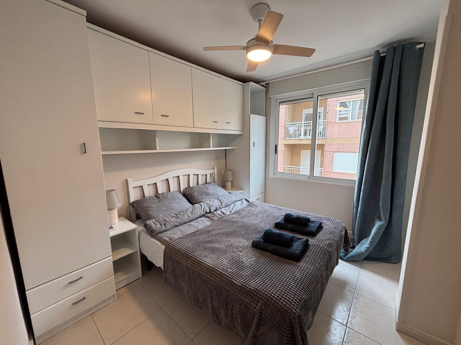 2 Bed, 1 Bath, ApartmentFor Sale, Torrevieja, Alicante