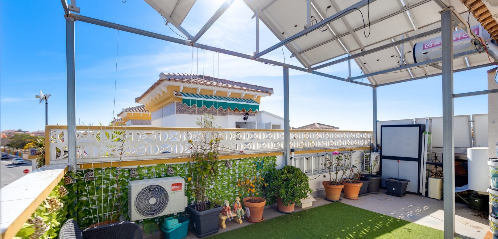 3 Bed, 2 Bath, HouseFor Sale, Torrevieja, Alicante