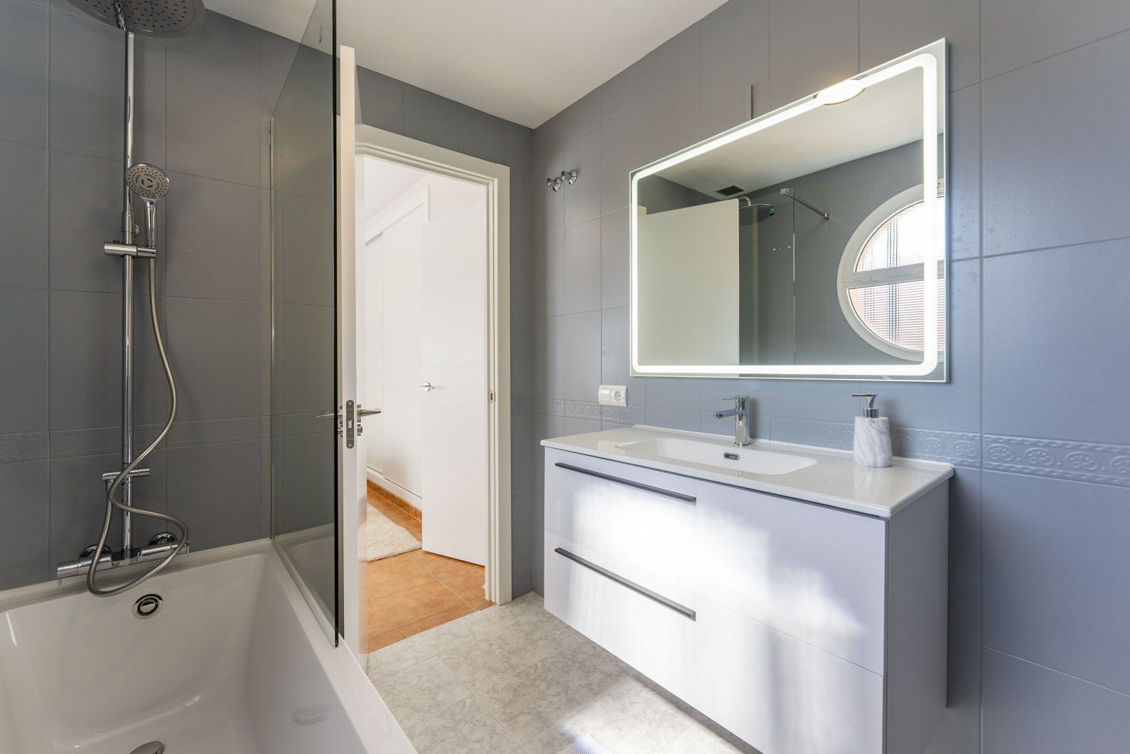 3 Bed, 3 Bath, HouseFor Sale, Marbella, Malaga