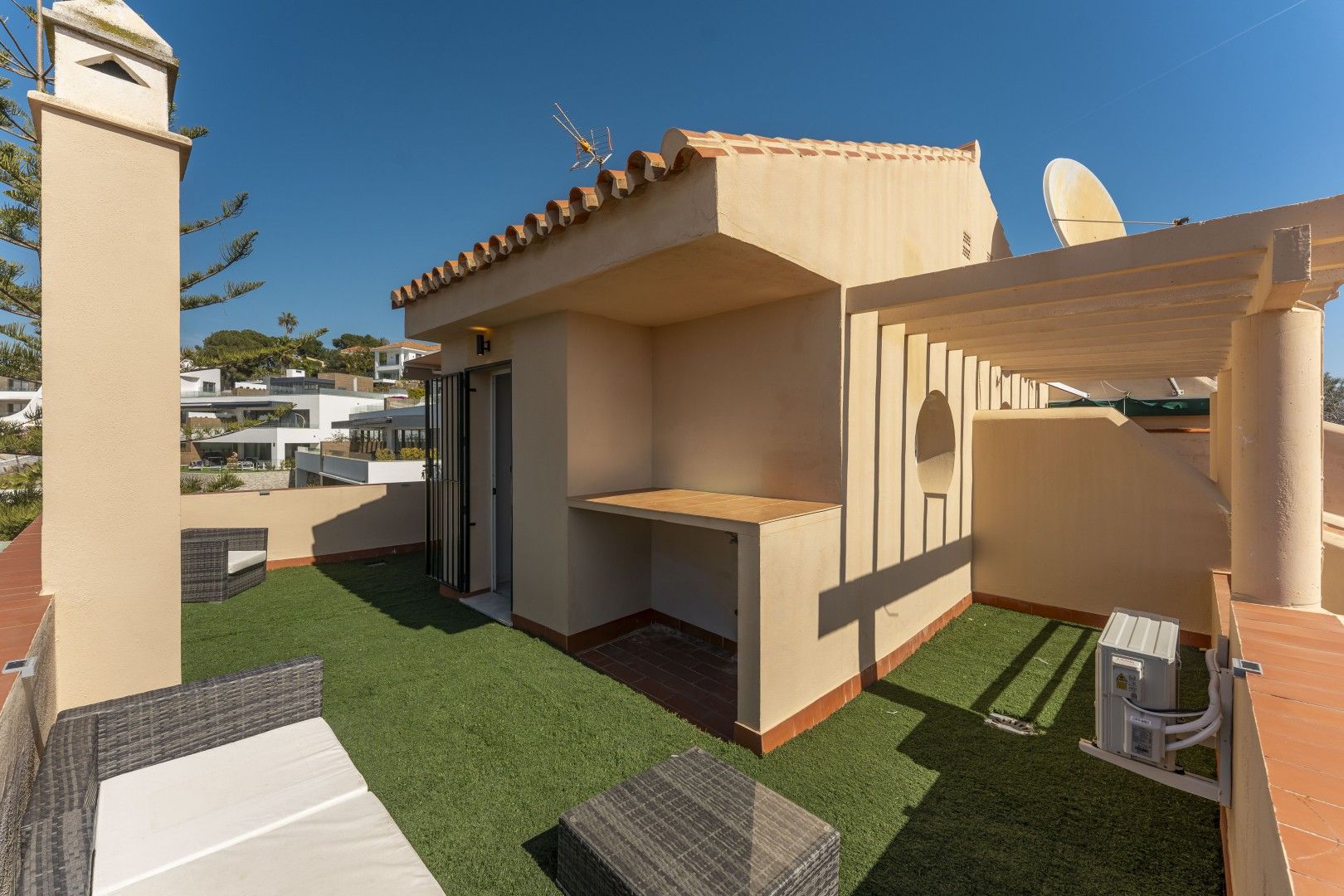 3 Bed, 3 Bath, HouseFor Sale, Marbella, Malaga