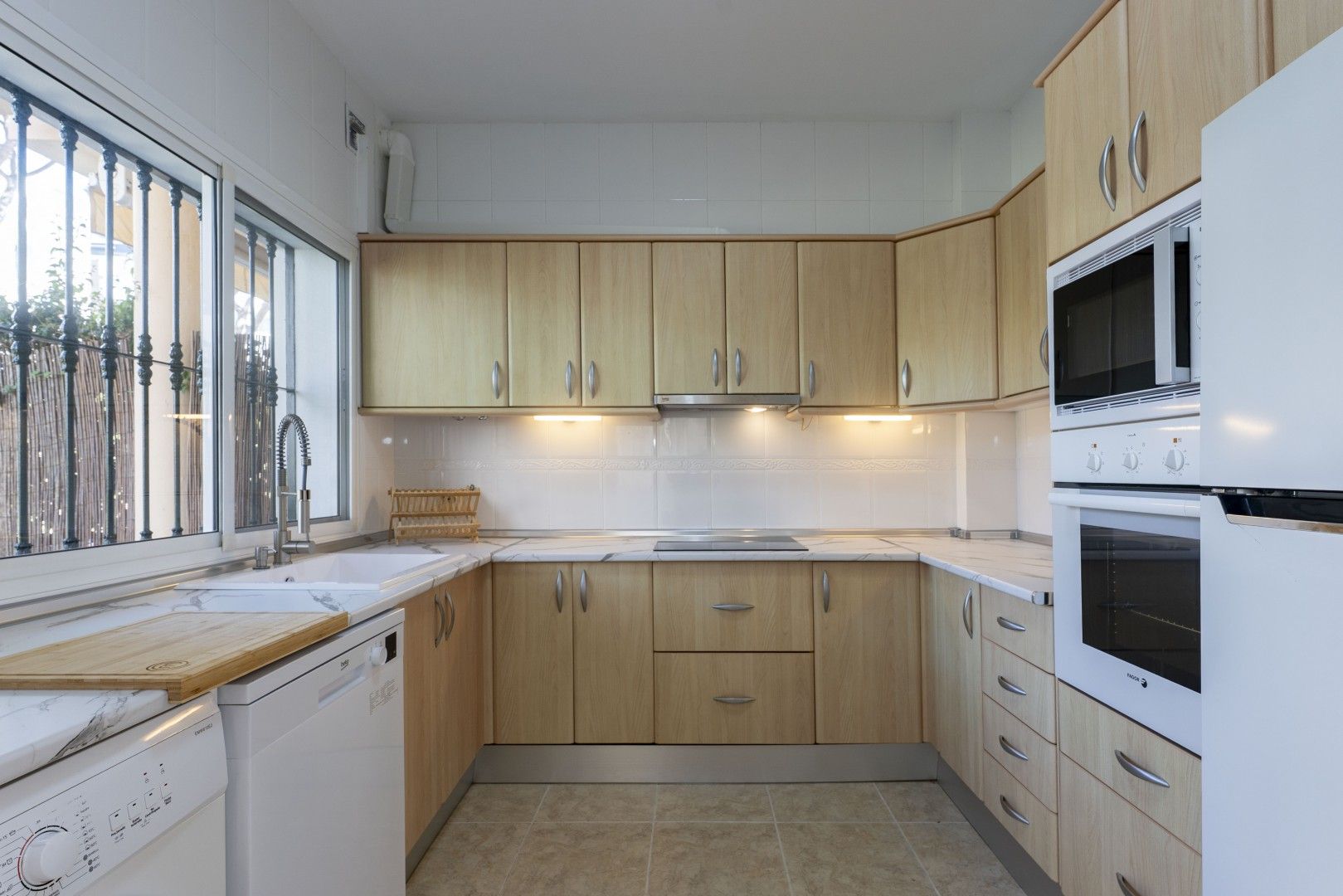 3 Bed, 3 Bath, HouseFor Sale, Marbella, Malaga