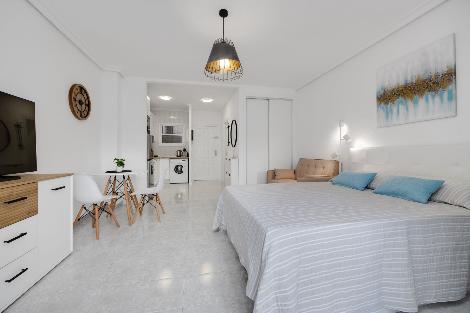 1 Bath, ApartmentFor Sale, Torrevieja, Alicante
