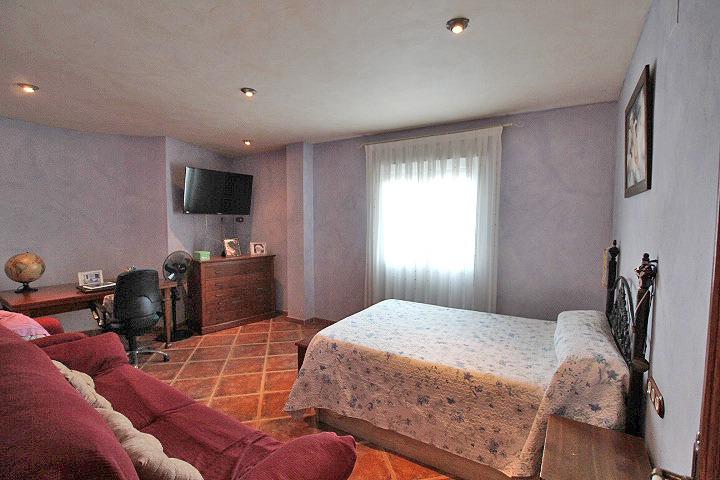 6 Bed, 3 Bath, HouseFor Sale, Formentera Del Segura, Alicante