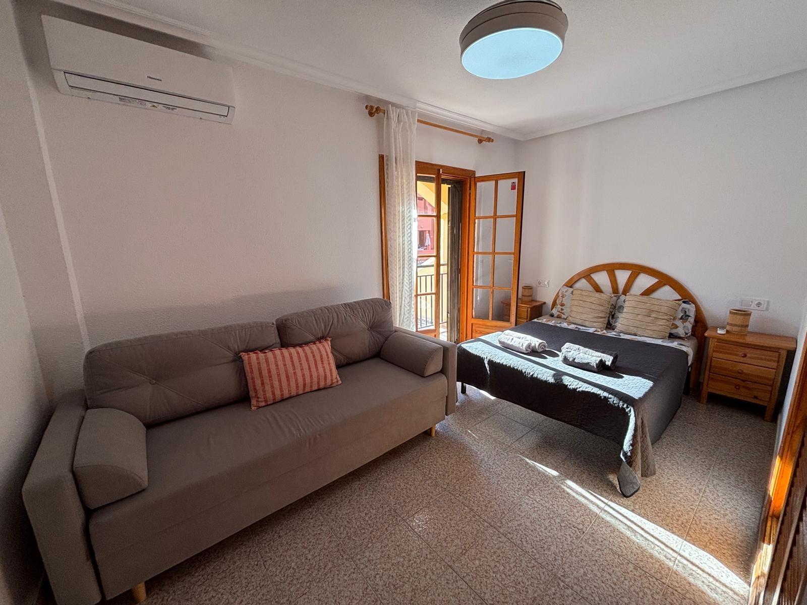 2 Bed, 1 Bath, ApartmentFor Sale, Torrevieja, Alicante