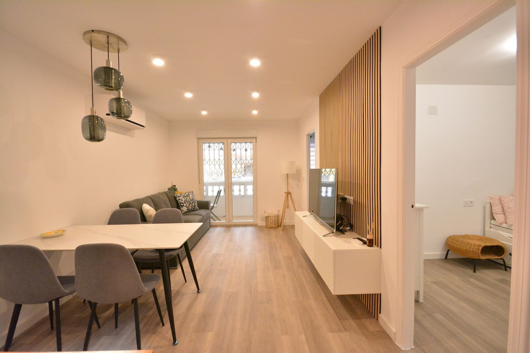 2 Bed, 1 Bath, ApartmentFor Sale, Torrevieja, Alicante