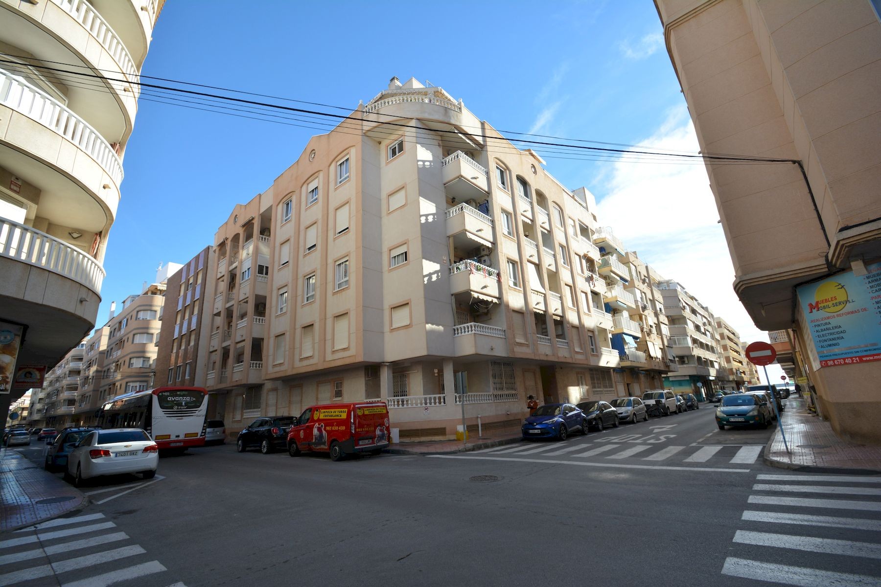 2 Bed, 1 Bath, ApartmentFor Sale, Torrevieja, Alicante