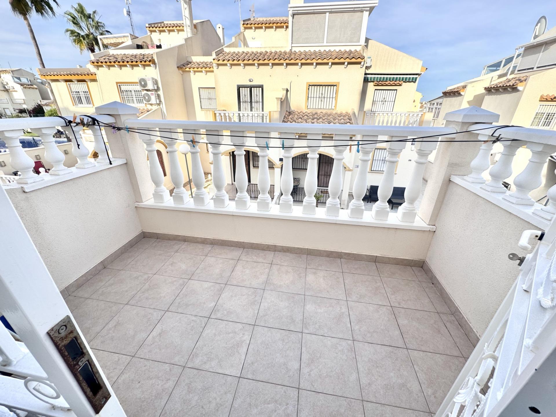 5 Bed, 2 Bath, HouseFor Sale, Orihuela Costa, Alicante