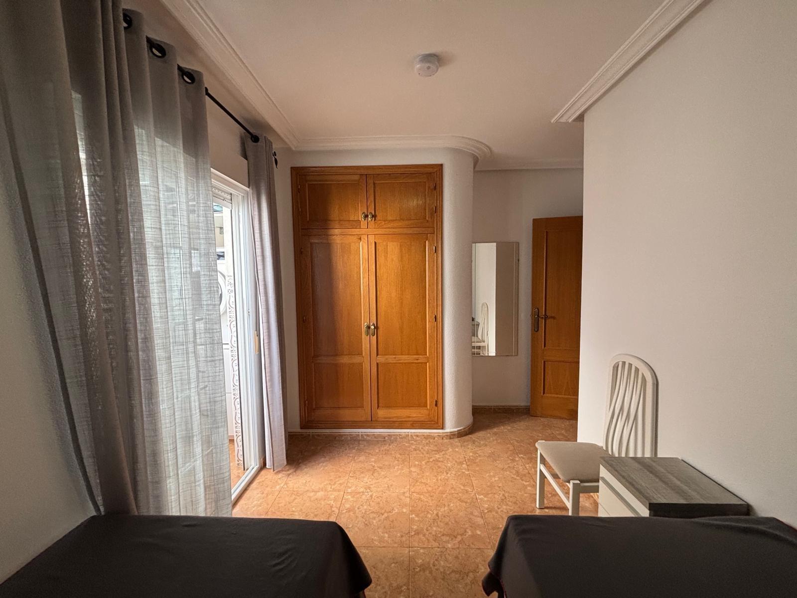 3 Bed, 2 Bath, ApartmentFor Sale, Torrevieja, Alicante