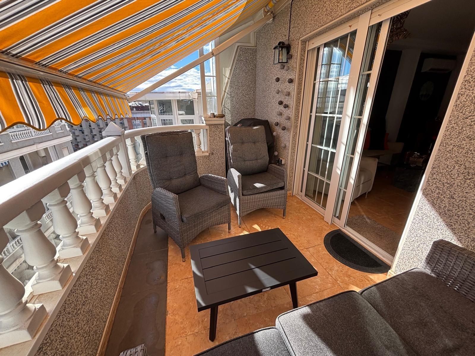 3 Bed, 2 Bath, ApartmentFor Sale, Torrevieja, Alicante