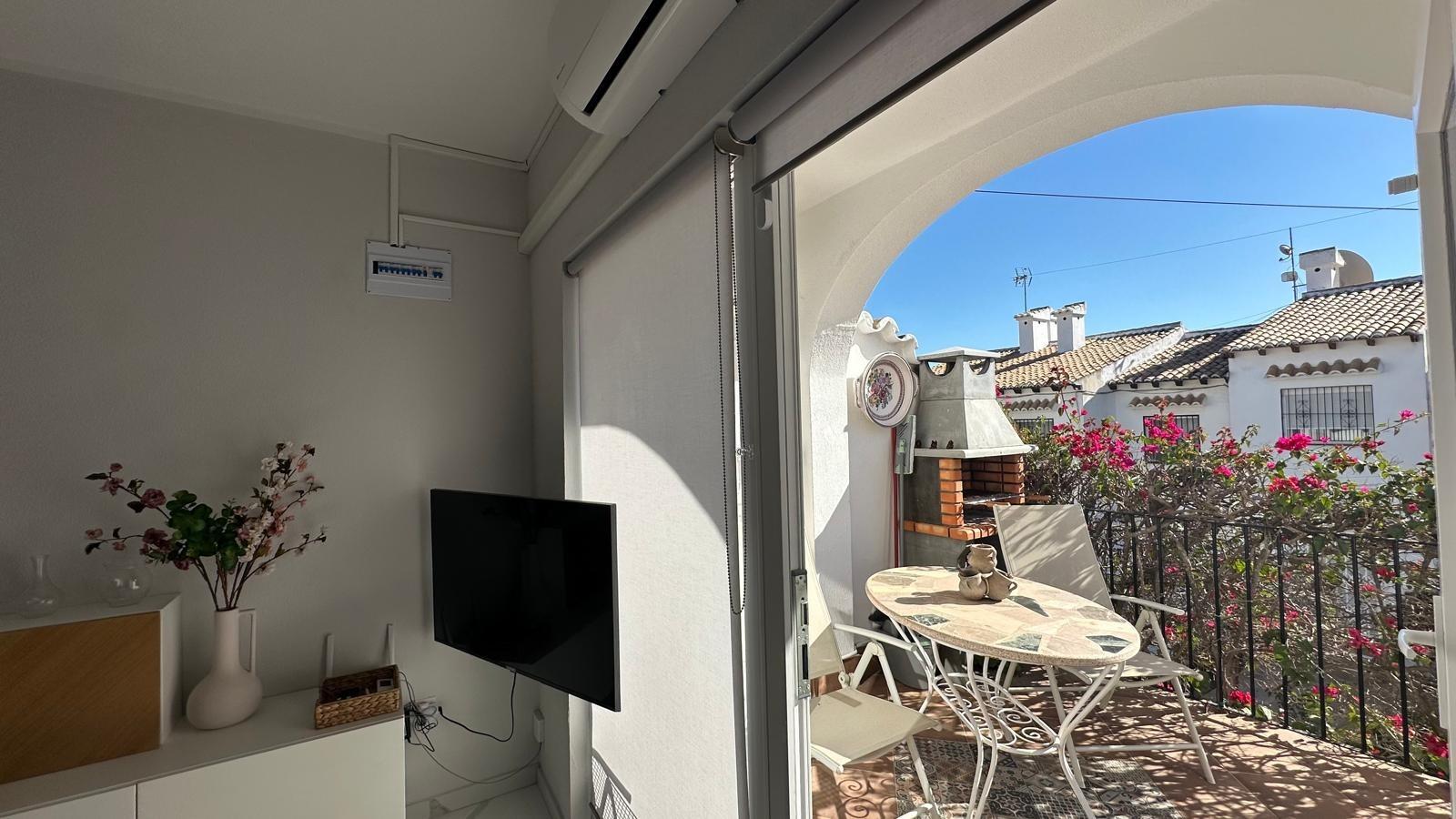 2 Bed, 1 Bath, HouseFor Sale, Torrevieja, Alicante