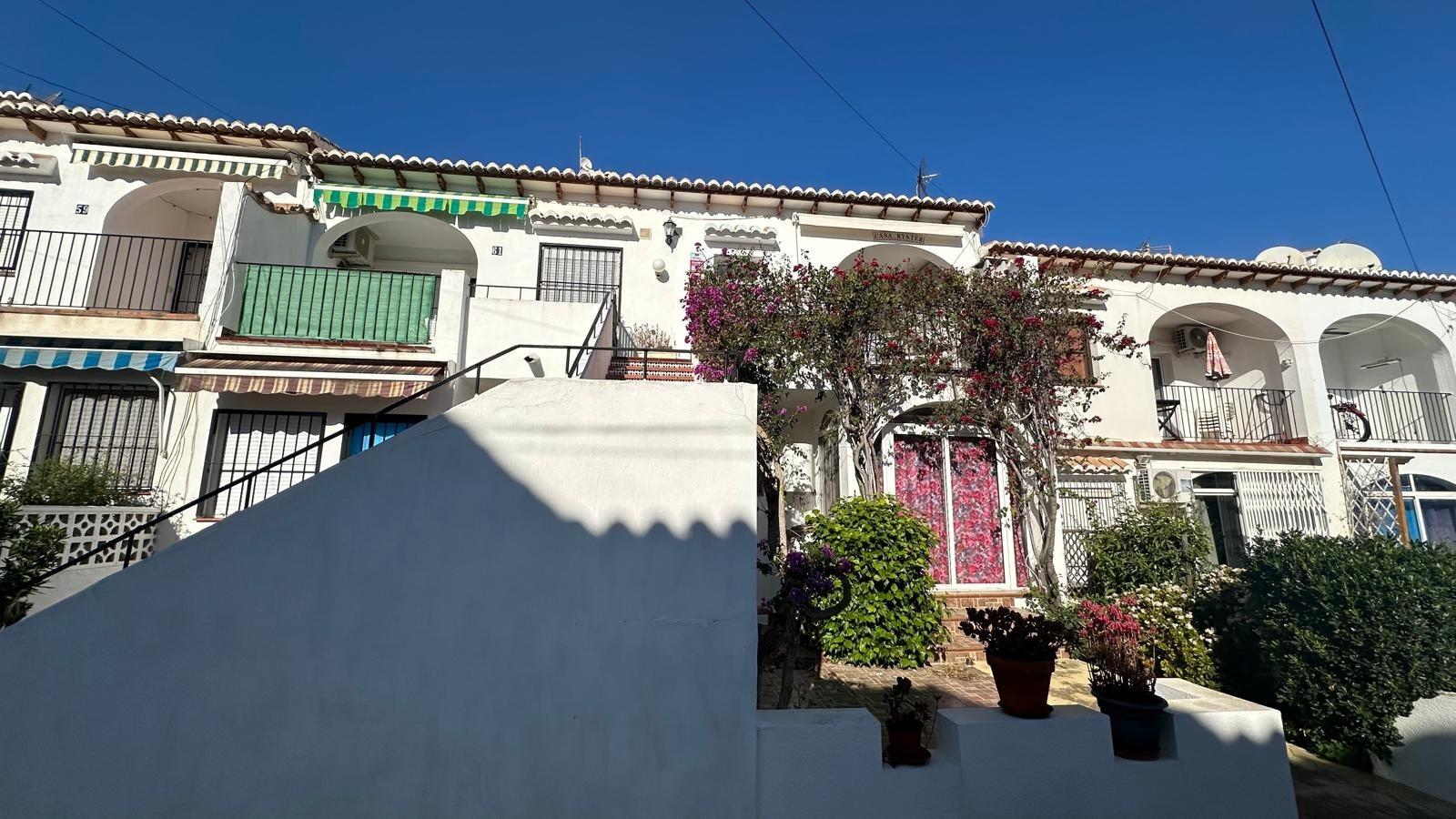 2 Bed, 1 Bath, HouseFor Sale, Torrevieja, Alicante