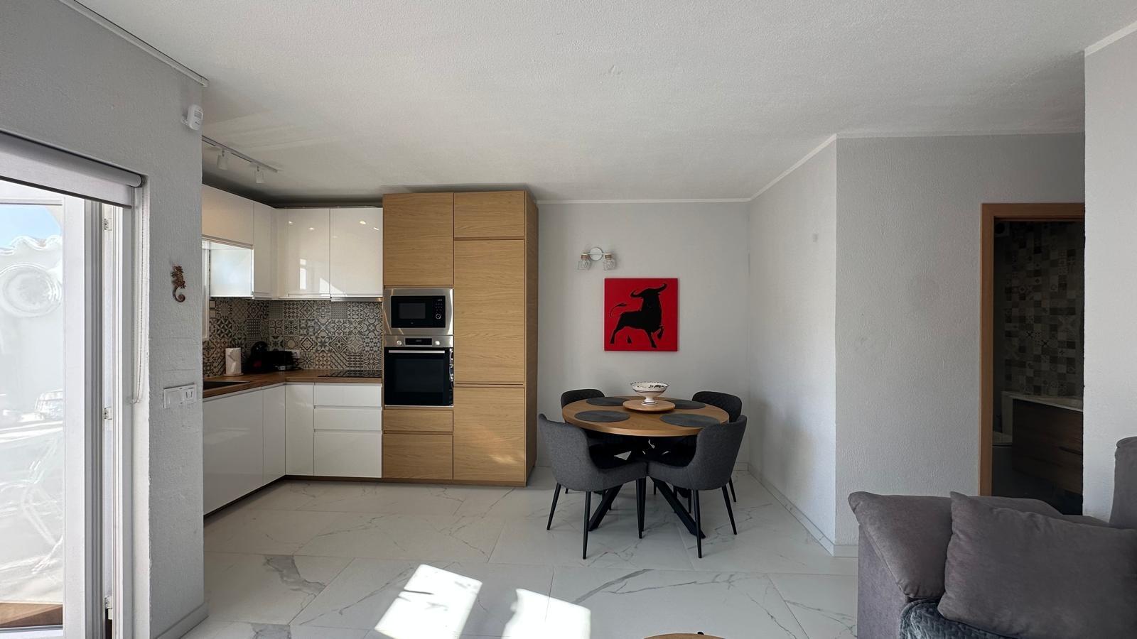 2 Bed, 1 Bath, HouseFor Sale, Torrevieja, Alicante
