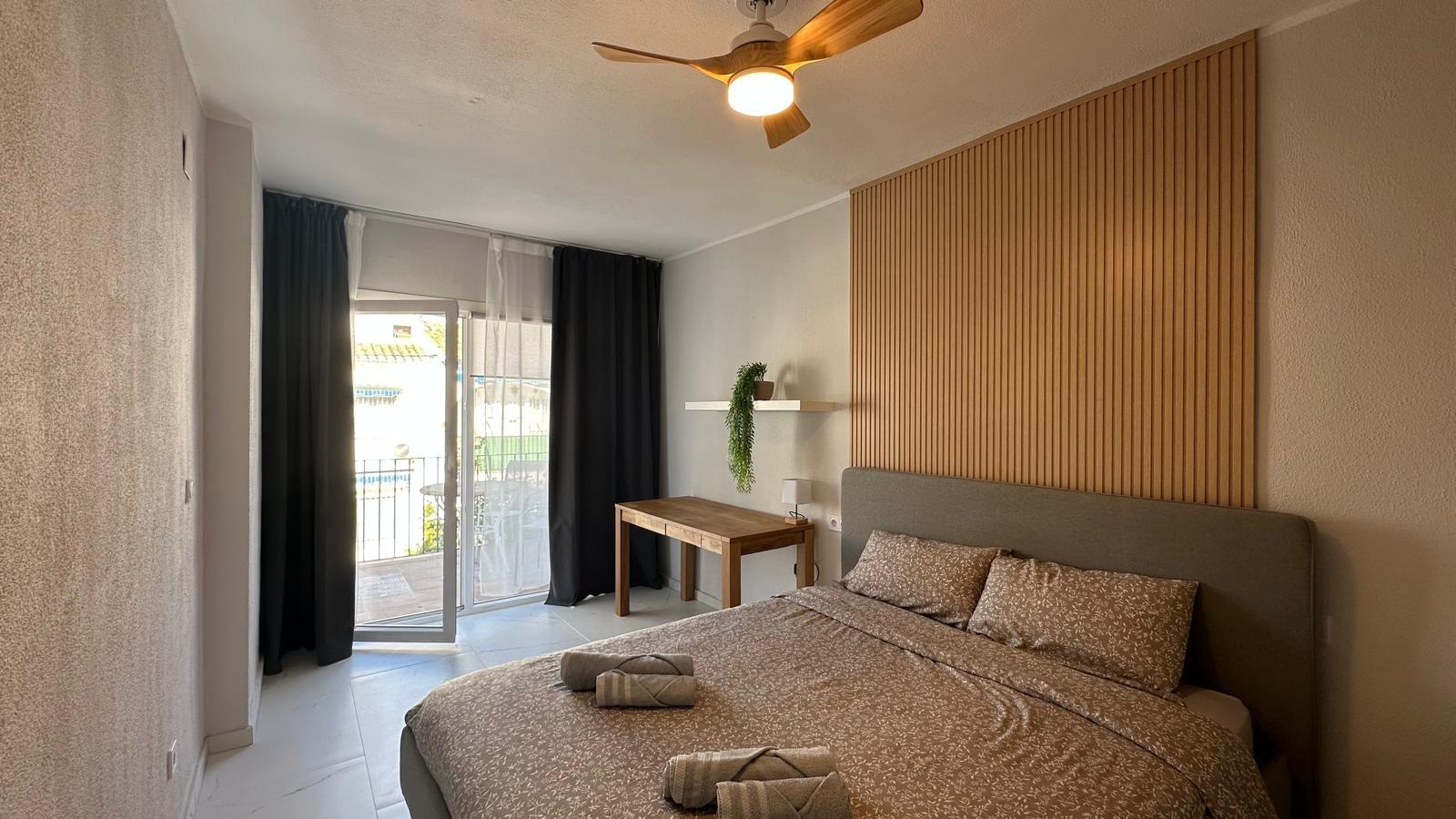 2 Bed, 1 Bath, HouseFor Sale, Torrevieja, Alicante